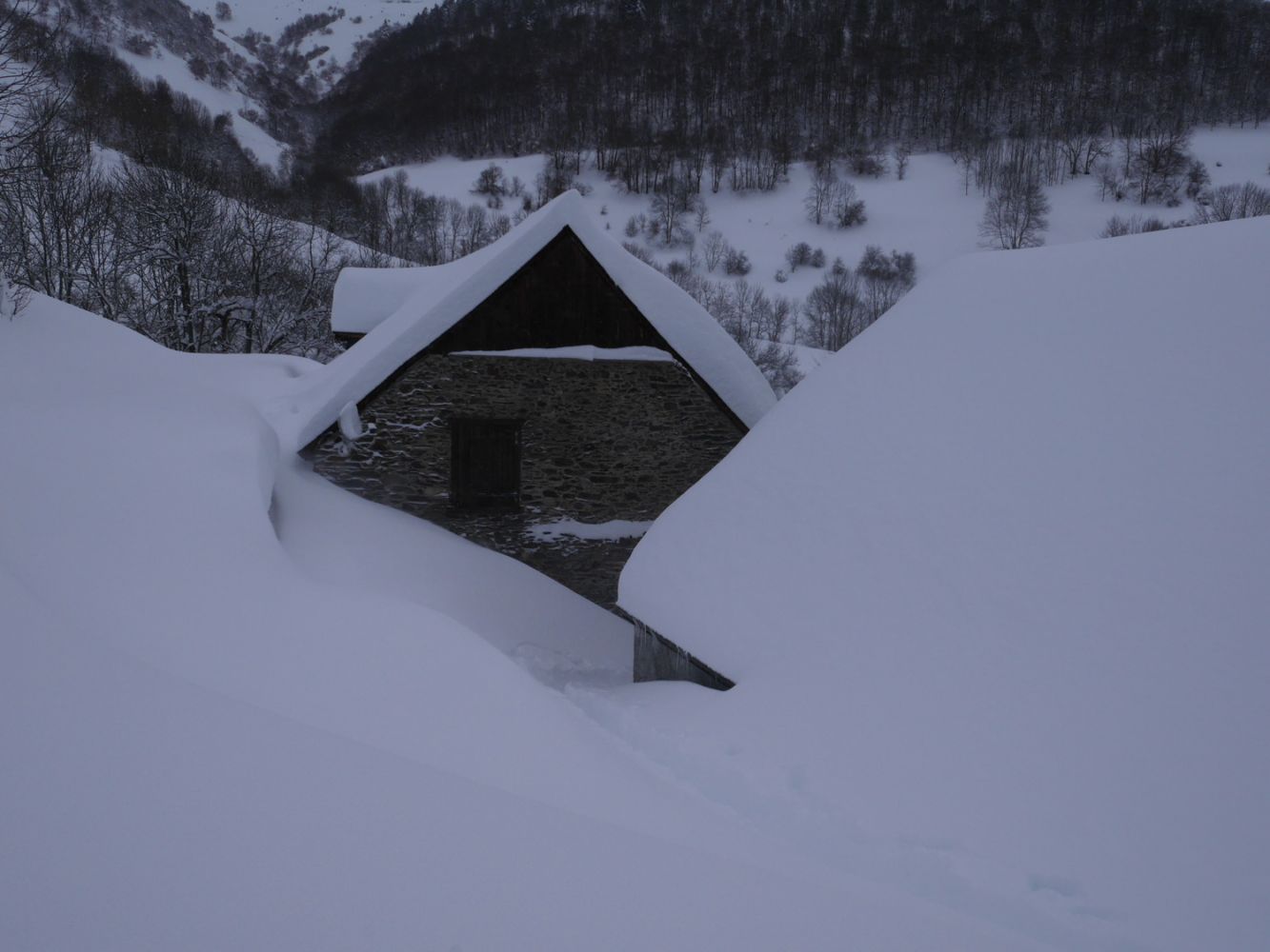 article vallee d oueil - Cires sous la neige_02