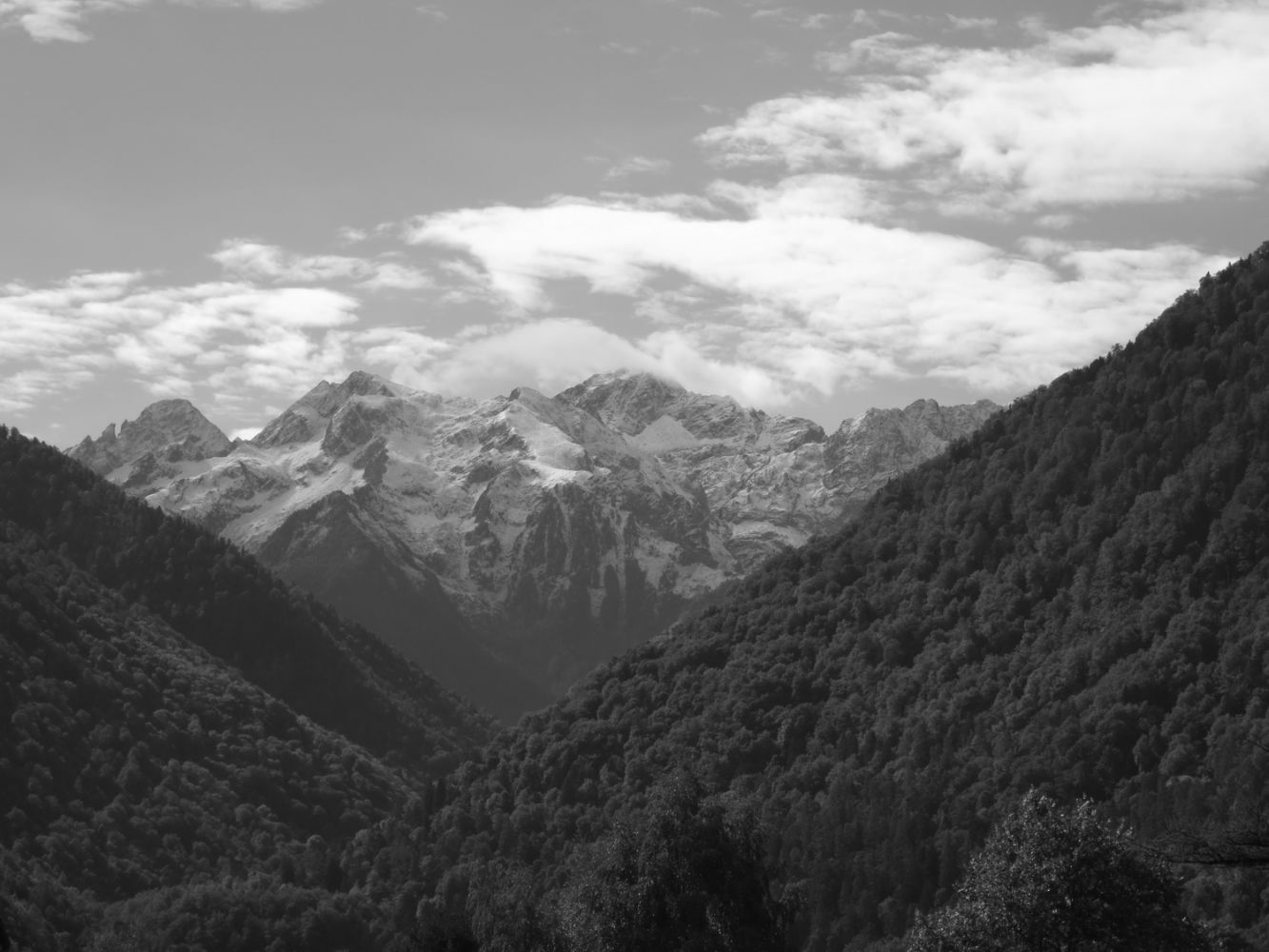 article_1710_Luchonnais- L\'automne vue du ciel_01